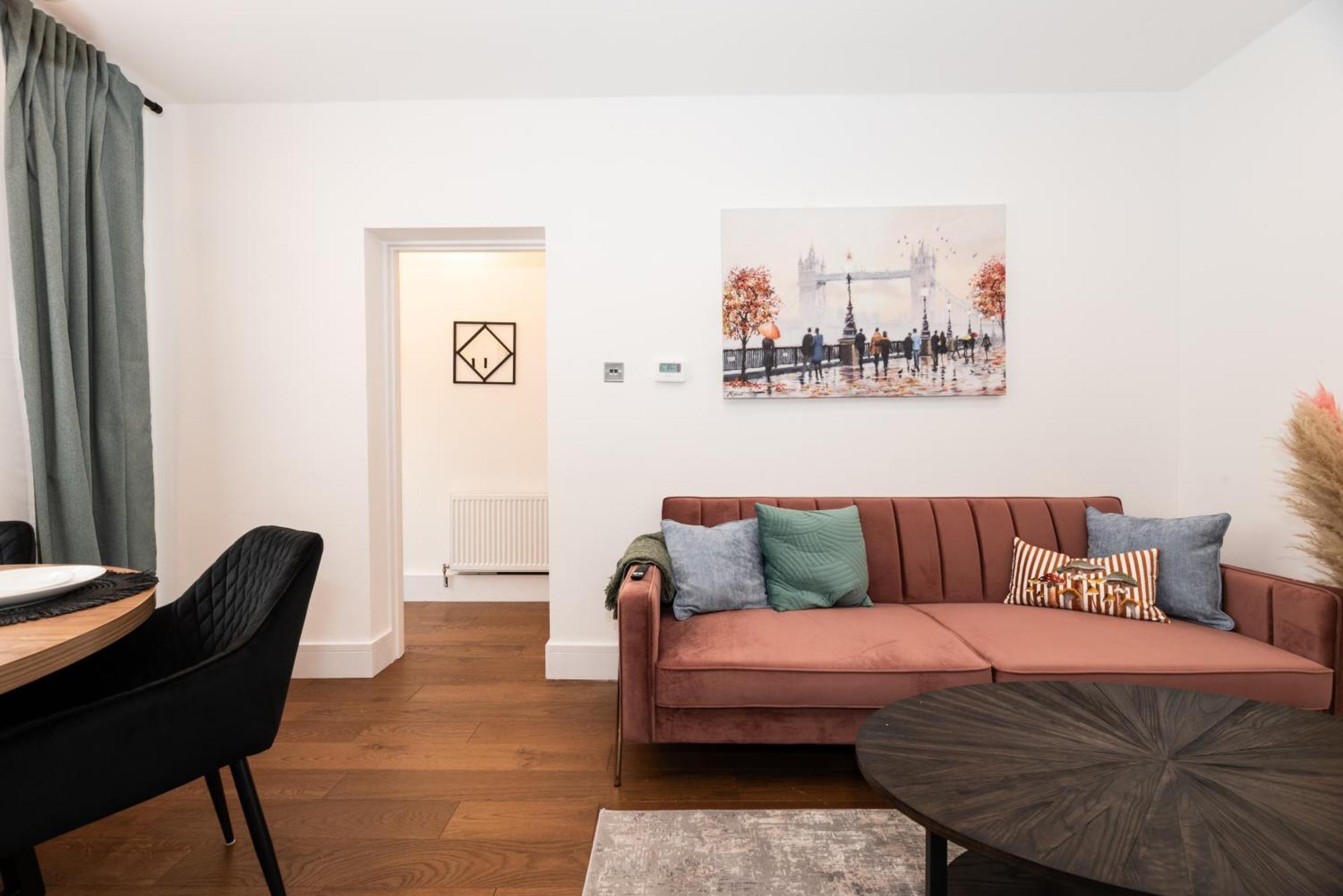 Stylish & Elegant 2-br Flat In Greenwich Apartament
