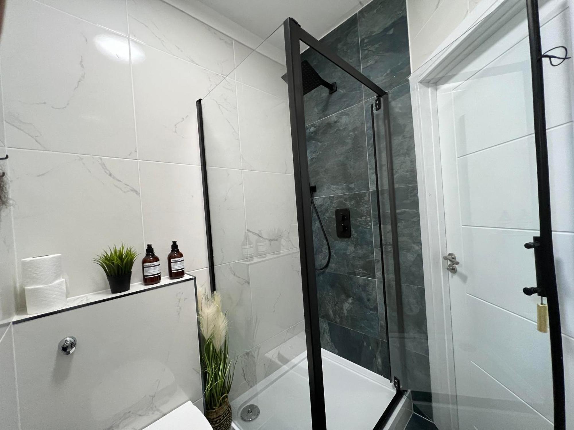 Stylish & Elegant 2-br Flat In Greenwich Apartament